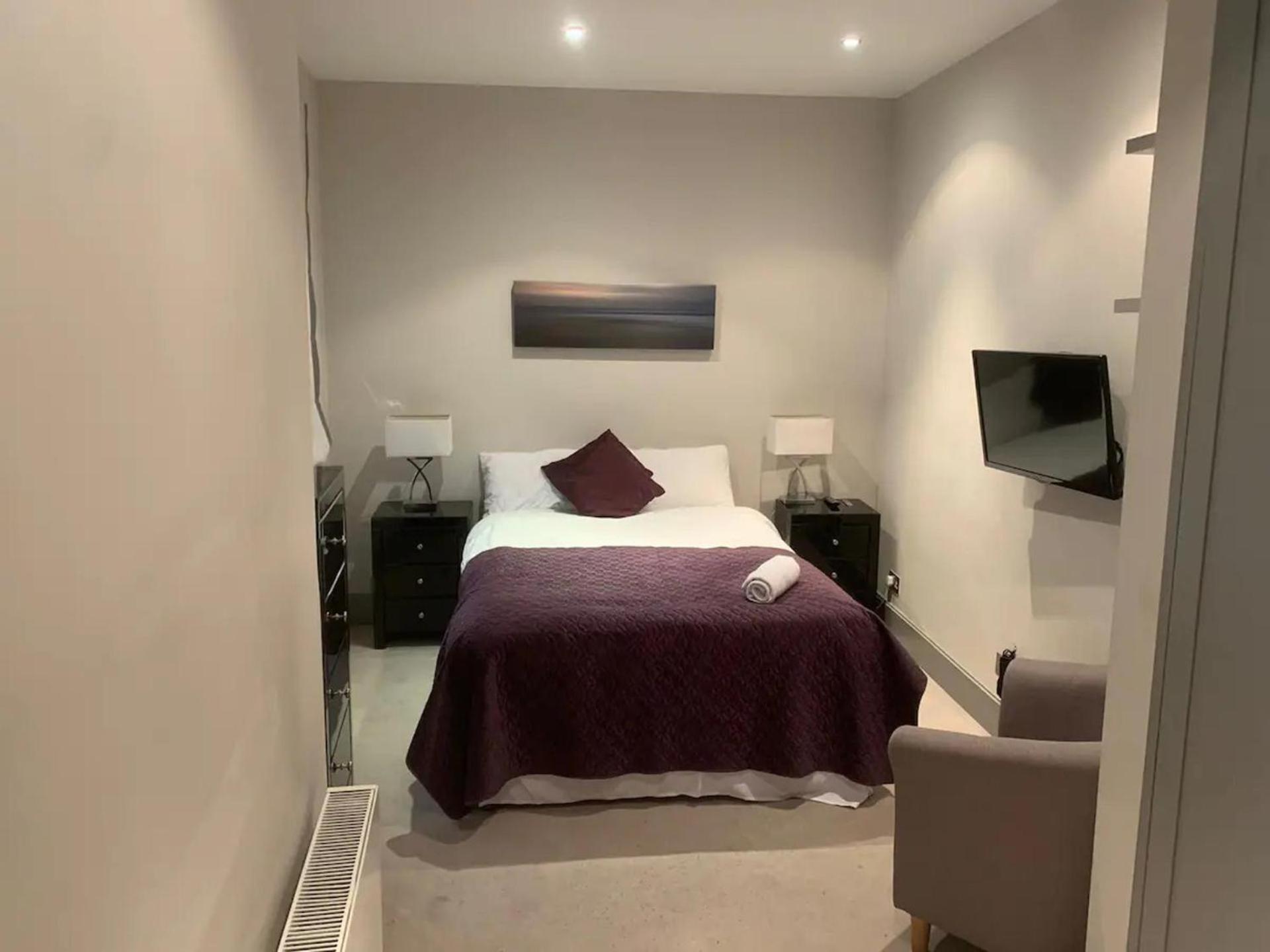 Private 1-bed In Apartment London